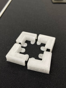 Уголки для покровного стекла 4мм - 4шт  фото, цены, купить